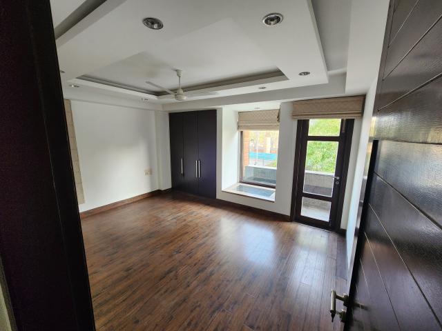 Geetanjali Enclave 3.5 Bedroom 400 Sq. Yd. Builder Floor in Geetanjali Enclave Delhi Listing ID: #9309