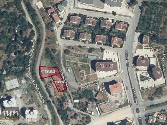 GEKSİ DERESİ YANINDA LEYLAK SOKAK'TA 600M2 VİLLA VEYA KONUT ARSA