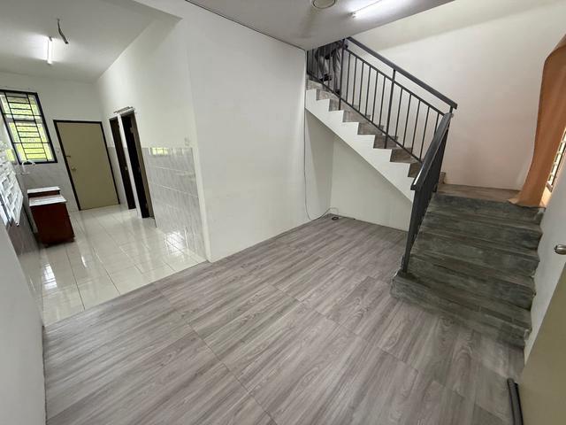 Gelang Patah Taman Nusa BayuBelow MarketCorner Lot For Sale