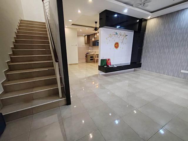 Gelang Patah Taman Nusa Sentral Double Storey Terrace