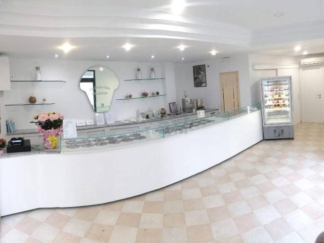 Gelateria in vendita a Ostuni