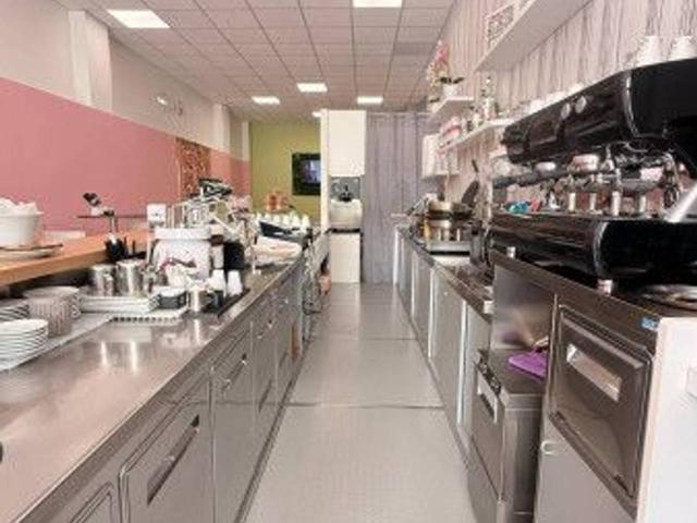 Gelateria in vendita a Sellia Marina