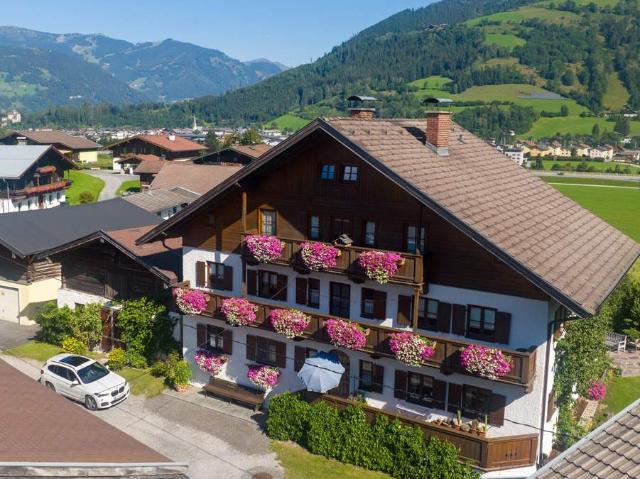 Gelegenheit! Bauernhaus in idyllischer Lage in Bruck an der Großglocknerstraße