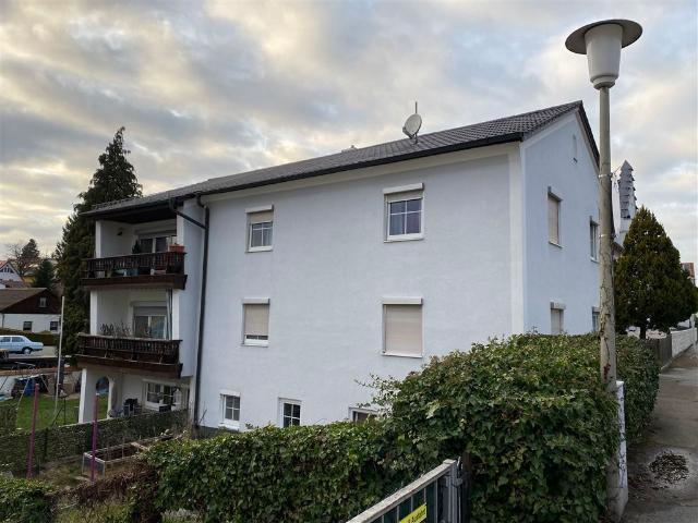 Gelegenheit für Kapitalanleger. Gut vermietetes Mehrfamilienhaus mit 3 Wohneinheiten