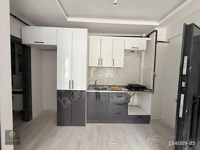 GELİŞEN BÖLGEDE ÇUBUK YILDIRIM BEYAZIT ÜNİVERSİTESİ YAKINI KİRA GETİRİSİ YÜKSEK 48 MT GENİŞ BALKON