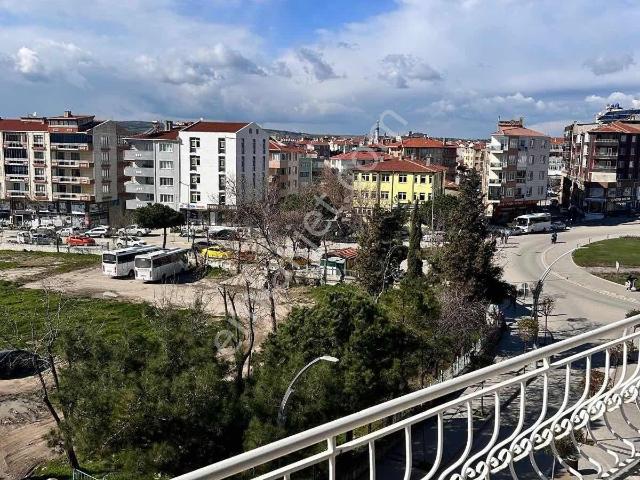 Gelibolu Merkezde Eşyalı | Geniş Teraslı |2+1 Kiralık Daire