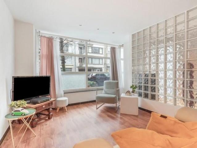 Gelijkvloers 2 slaapkamerappartement met ingesloten terrasje