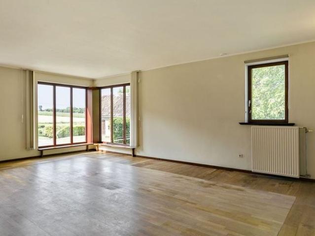 Gelijkvloers app. te huur in Assent voor € 800 met 1 slaapkamer