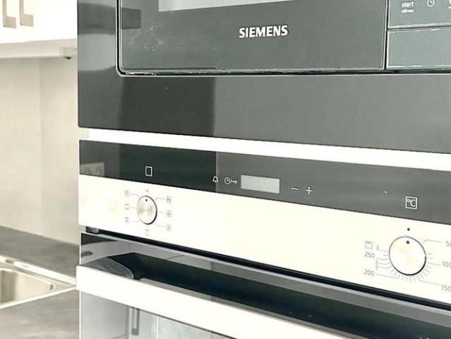 Gelijkvloers app. te huur in Sint Amandsberg voor € 895 met 1 slaapkamer