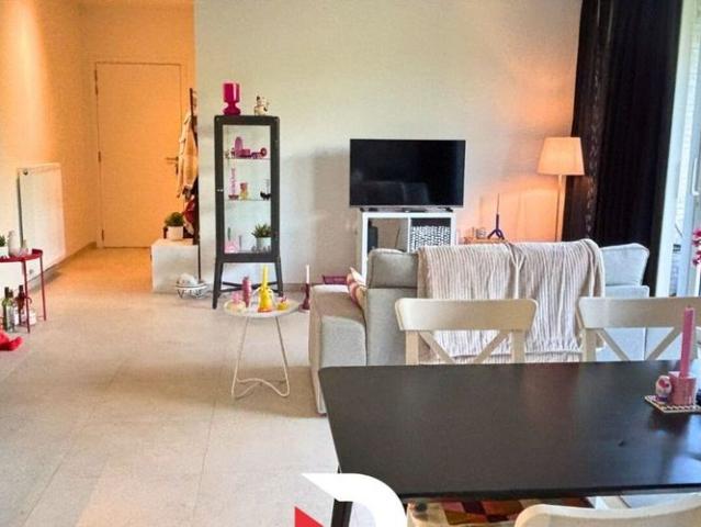 Gelijkvloers app. te huur in Sint Andries voor € 855 met 1 slaapkamer