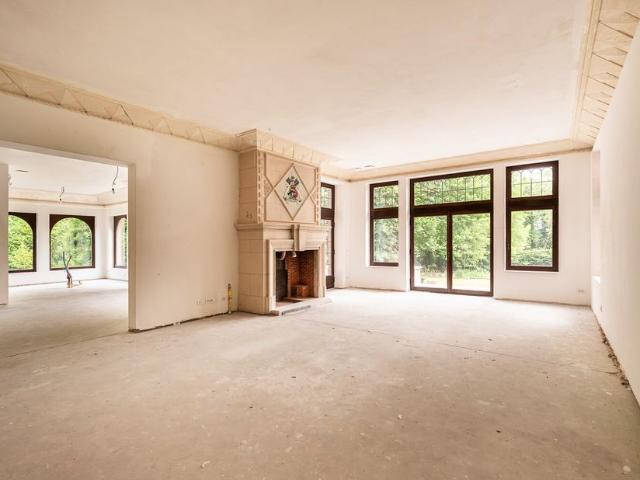 Gelijkvloers app. te koop voor 1649000 euro met 2 slaapkamers