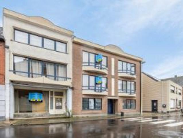Gelijkvloers appartement met tuin en magazijn/garage!