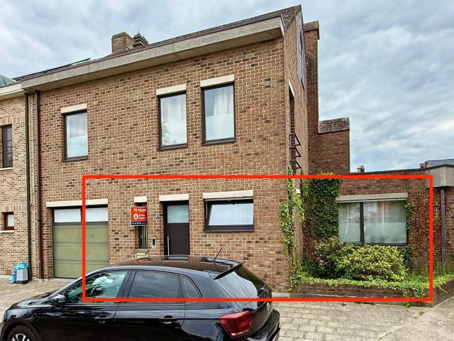 Gelijkvloers appartement met 1 slaapkamer en tuin