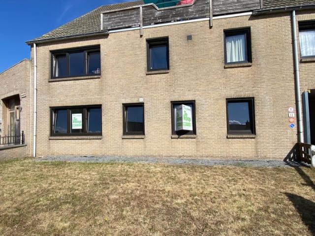 Gelijkvloers appartement met 2 slaapkamers en garage