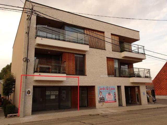 Gelijkvloers appartement met 2 slaapkamers en ruim terras
