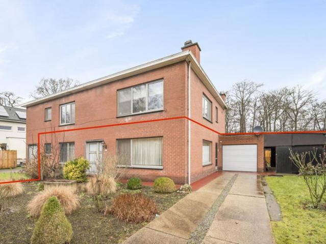 Gelijkvloers appartement met 3 slaapkamers in Beveren