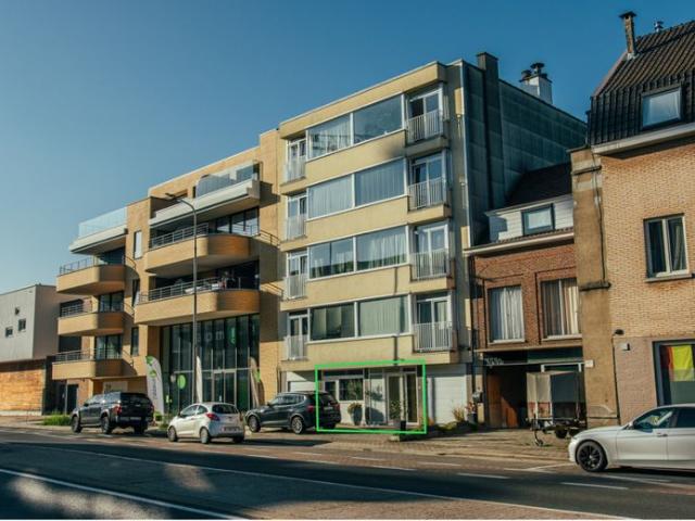 Gelijkvloers appartement te koop