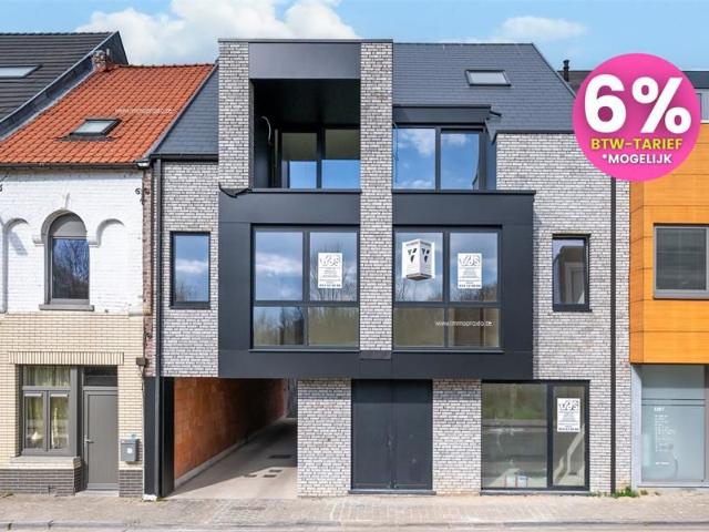 Gelijkvloers NB appartement met terras en tuintje!