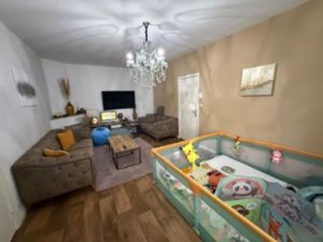 Gelijkvloersappartement met tuin en garage + 2 staanplaatsen
