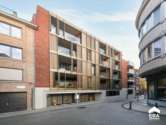 Gelijkvloerse assistentiewoning 2 SLK + terras in centrum