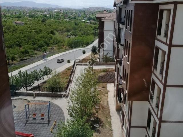 Gelinciktepenin En Güzel Lokasyonunda Kiralık Daire