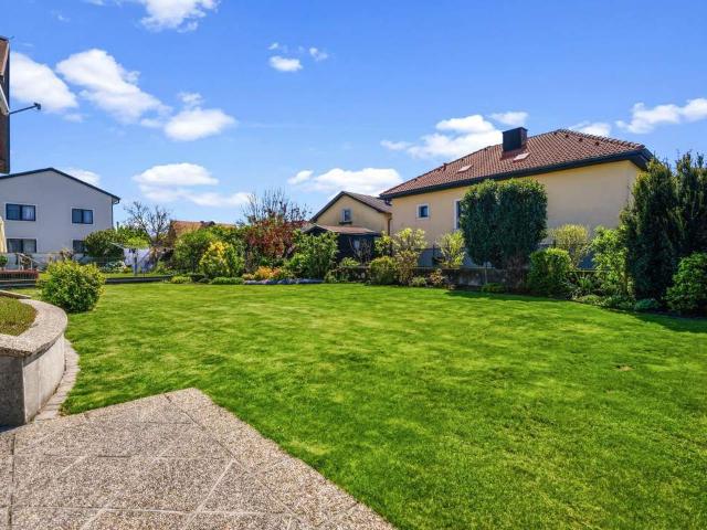 Gepflegter Bungalow mit Garten in Oberhausen