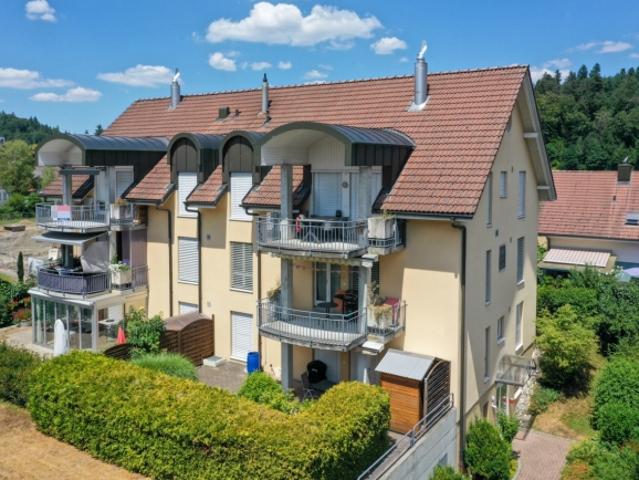 Gepflegte 3.5 ZI. Wohnung an guter Lage zu einem interessanten Preis