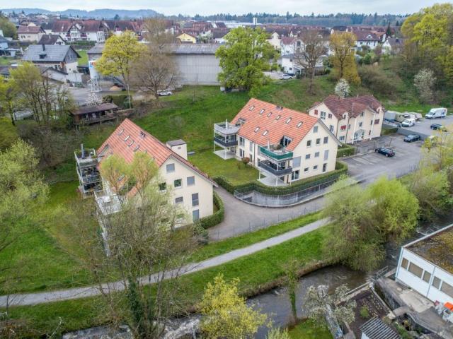 Gepflegte 3.5 Zimmer Wohnung an ruhiger Lage im OG