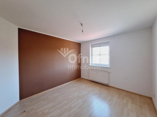 Gepflegte 3 Zimmerwohnung mit Loggia in Zentrumsnähe