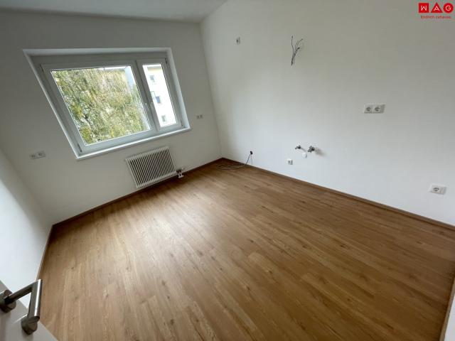 gepflegte 3 zimmerwohnung mit südwestseitigem balkon und küche