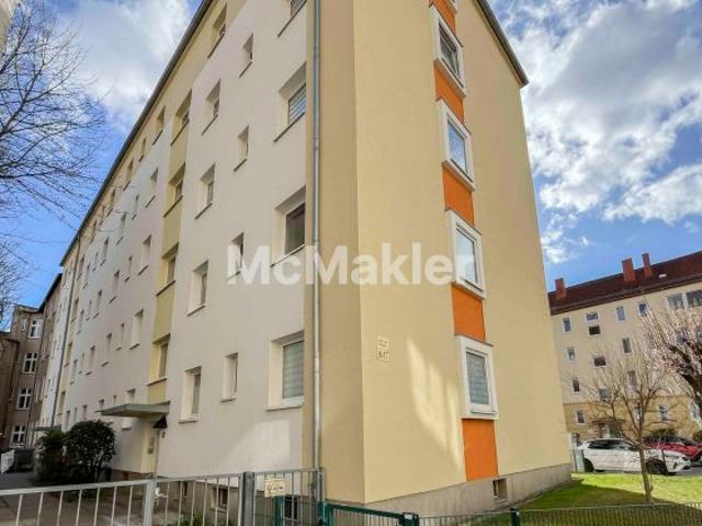 Gepflegte 3 Zimmer Eigentumswohnung mit Balkon im beliebten Stadtfeld Ost