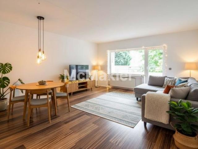 gepflegte 3 Zimmer Wohnung mit Balkon und Garage