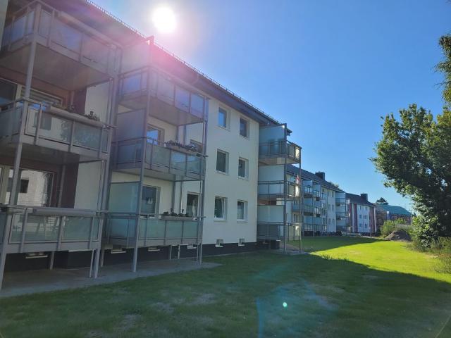 Gepflegte 3 Zimmer Wohnung mit großzügigem Balkon 25335 Elmshorn