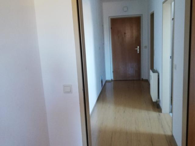 Gepflegte 1 Zimmer Dachgeschosswohnung in zentraler Lage