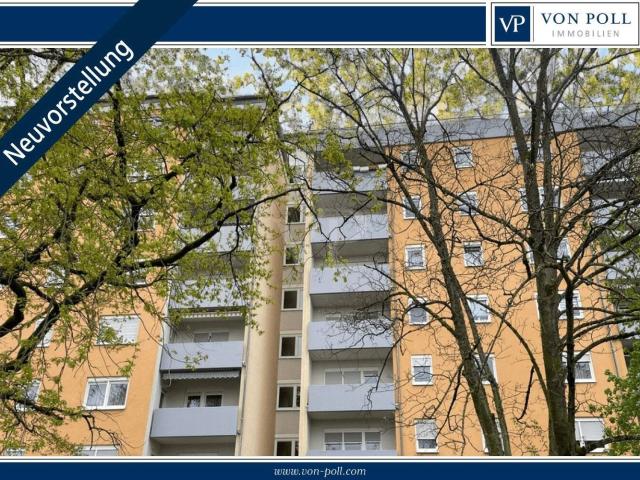 Gepflegte 1 Zimmer Wohnung mit Aufzug, Balkon und Stellplatz