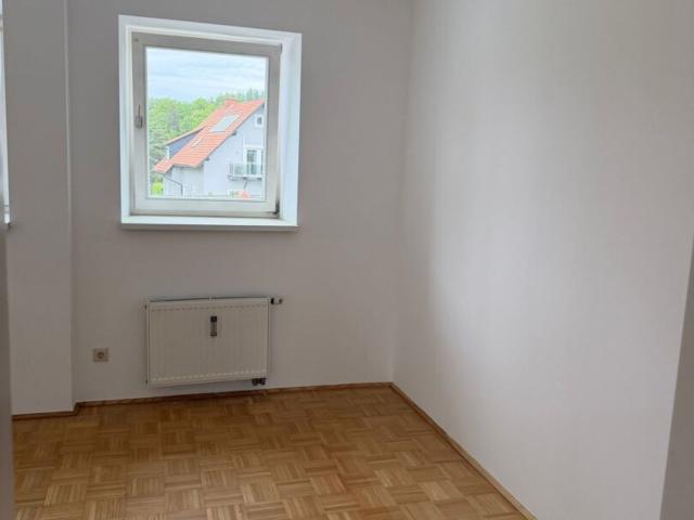 Gepflegte 2 Zi Wohnung mit Terrasse & Stellplatz in 8052 Thal, Miete €621,72!