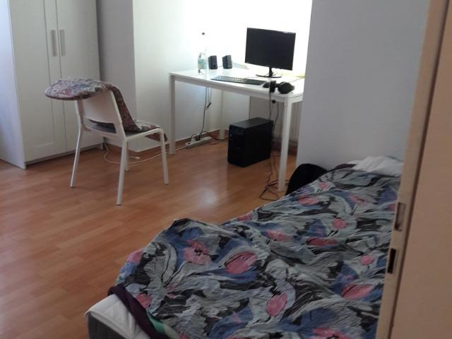 Gepflegte 2 Zimmer Wohnung mit Stellplatz in Stuttgart Bad Cannstatt
