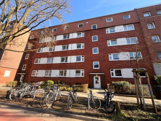 Gepflegte 4 Zimmer Wohnung in Hamburg Wandsbek zu vermieten! | GLADIGAU