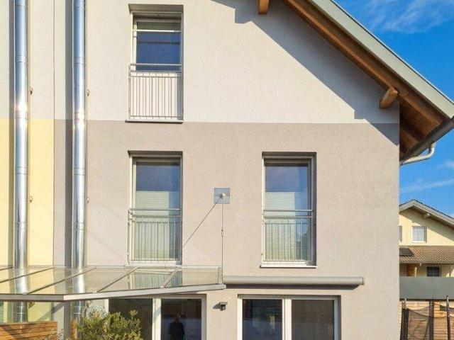 Gepflegte Doppelhaushälfte mit Garten & Doppel Carport Siezenheim