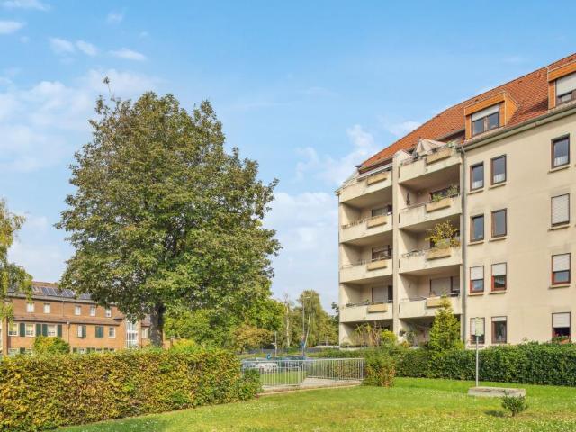 gepflegte DG Wohnung mit Balkon provisionsfrei