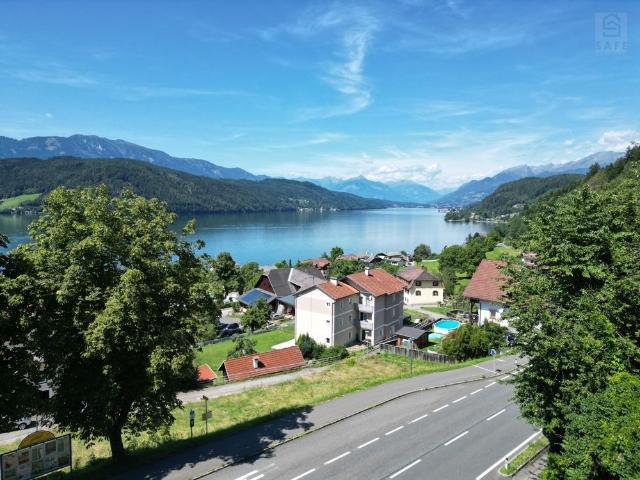 Gepflegte Frühstückspension mit Blick auf den Millstättersee gleich über dem Strandbad
