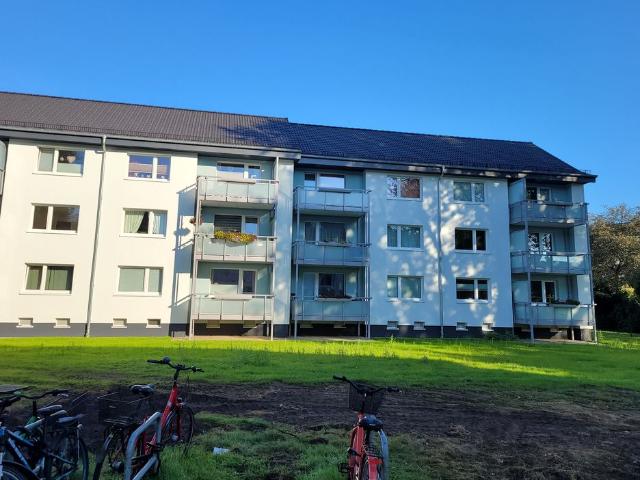 Gepflegte, helle 3 Zimmer Wohnung im Hochparterre 25335 Elmshorn