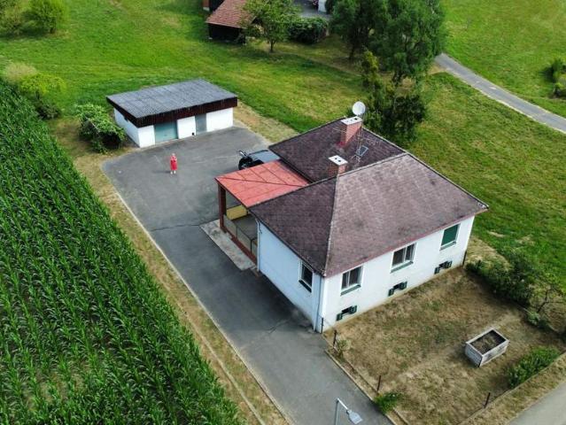Gepflegter Bungalow auf dem Land mit großzügigem Grundstück