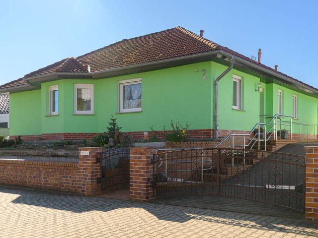 Gepflegter Bungalow am Rand zum Spreewald Barrierefreies Einfamilienhaus