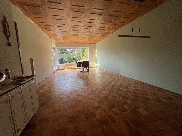 Gepflegter Bungalow in ruhiger Lage mit Garagenstellplatz!