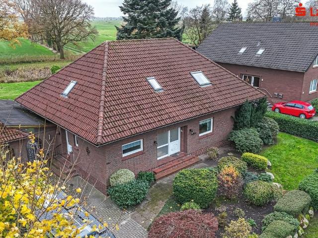Gepflegtes Einfamilienhaus mit potenzieller Einliegerwohnung in traumhafter Lage