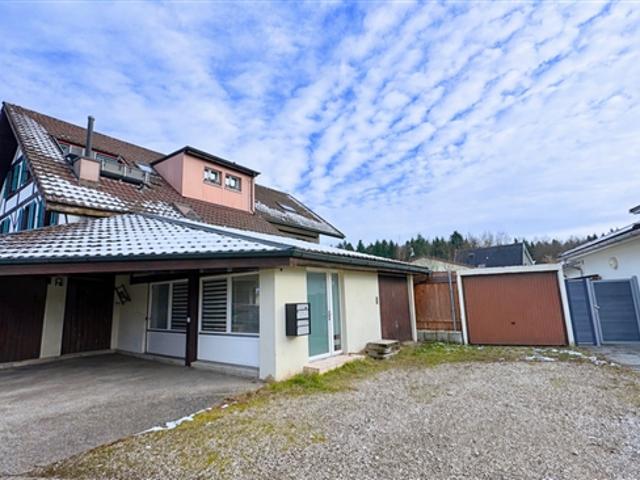 Gepflegter Gewerberaum im Erdgeschoss in 4564 Obergerlafingen ideal für ruhige Dienstleistungs und Bürotätigkeiten