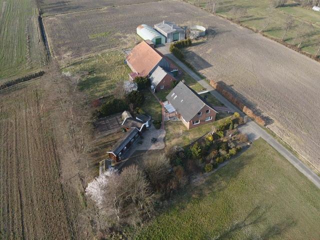 Gepflegter Resthof mit Scheune, Stallungen u. Weideflächen in Südbrookmerland/Ostfriesland