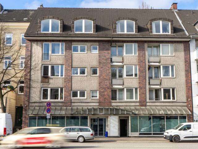 Gepflegtes Mehrfamilienhaus mit Gewerbeeinheit in der Hamburger Grindelallee