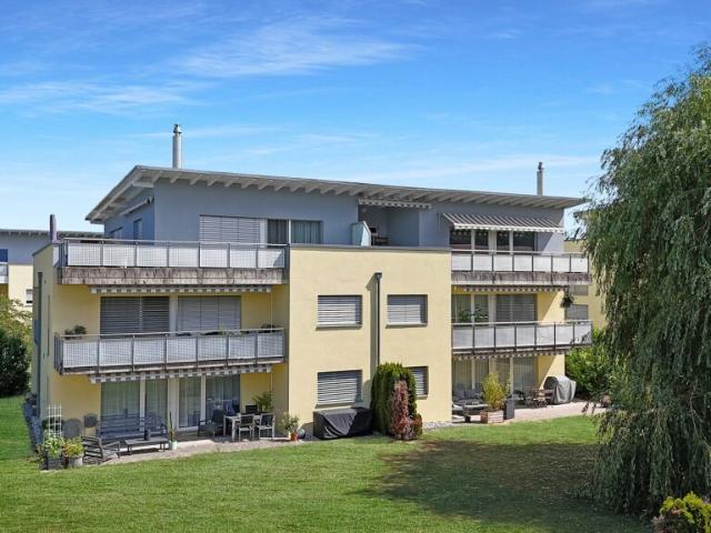 Gepflegtes Mehrfamilienhaus mit 8 Wohnungen an bester Lage in Düdingen FR